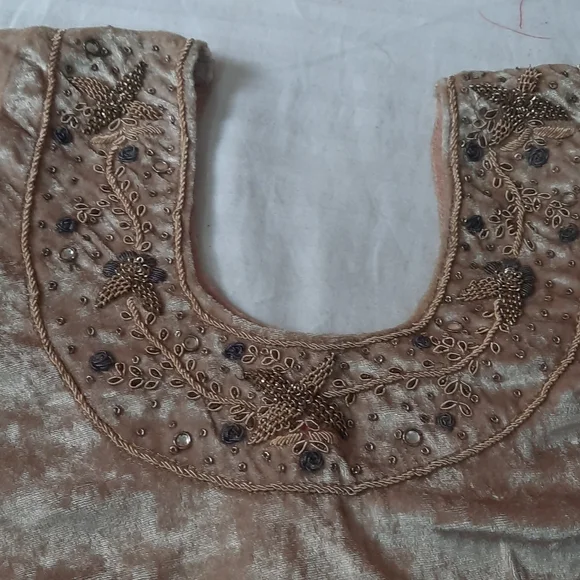 Zardosi work Valvet blouse - Picture 5 of 7